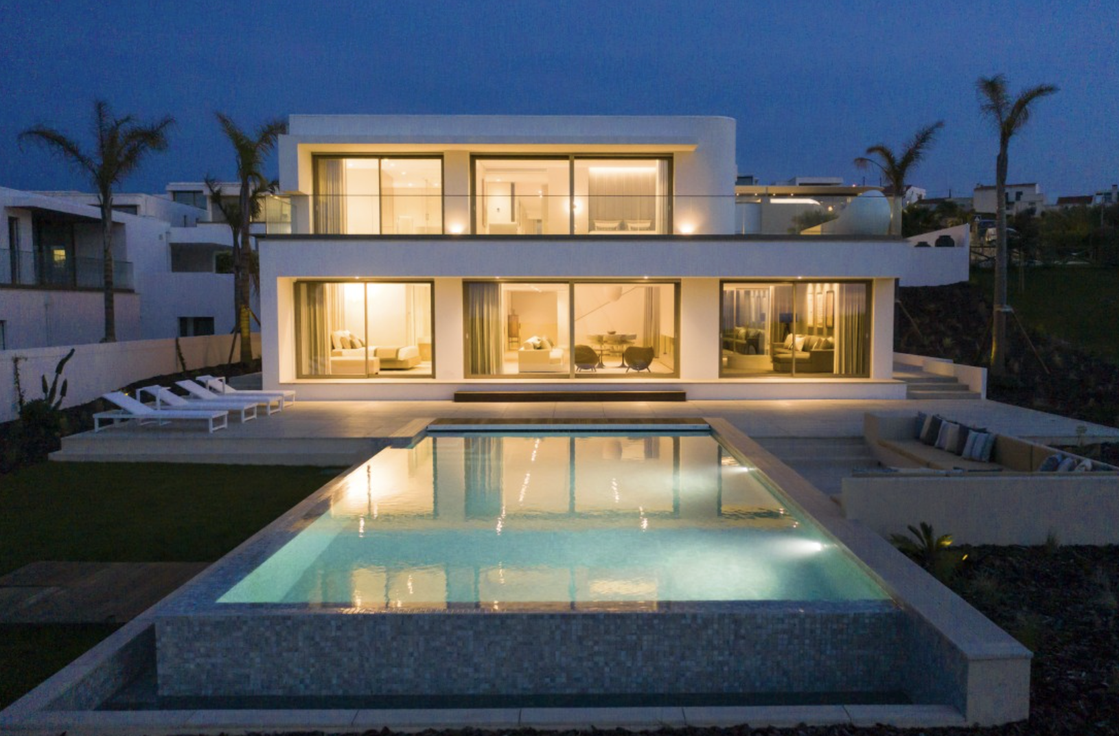 Ocean View, Luxury Villa, 5-Bedroom, Garden & Pool, Silver Coast, Portugal